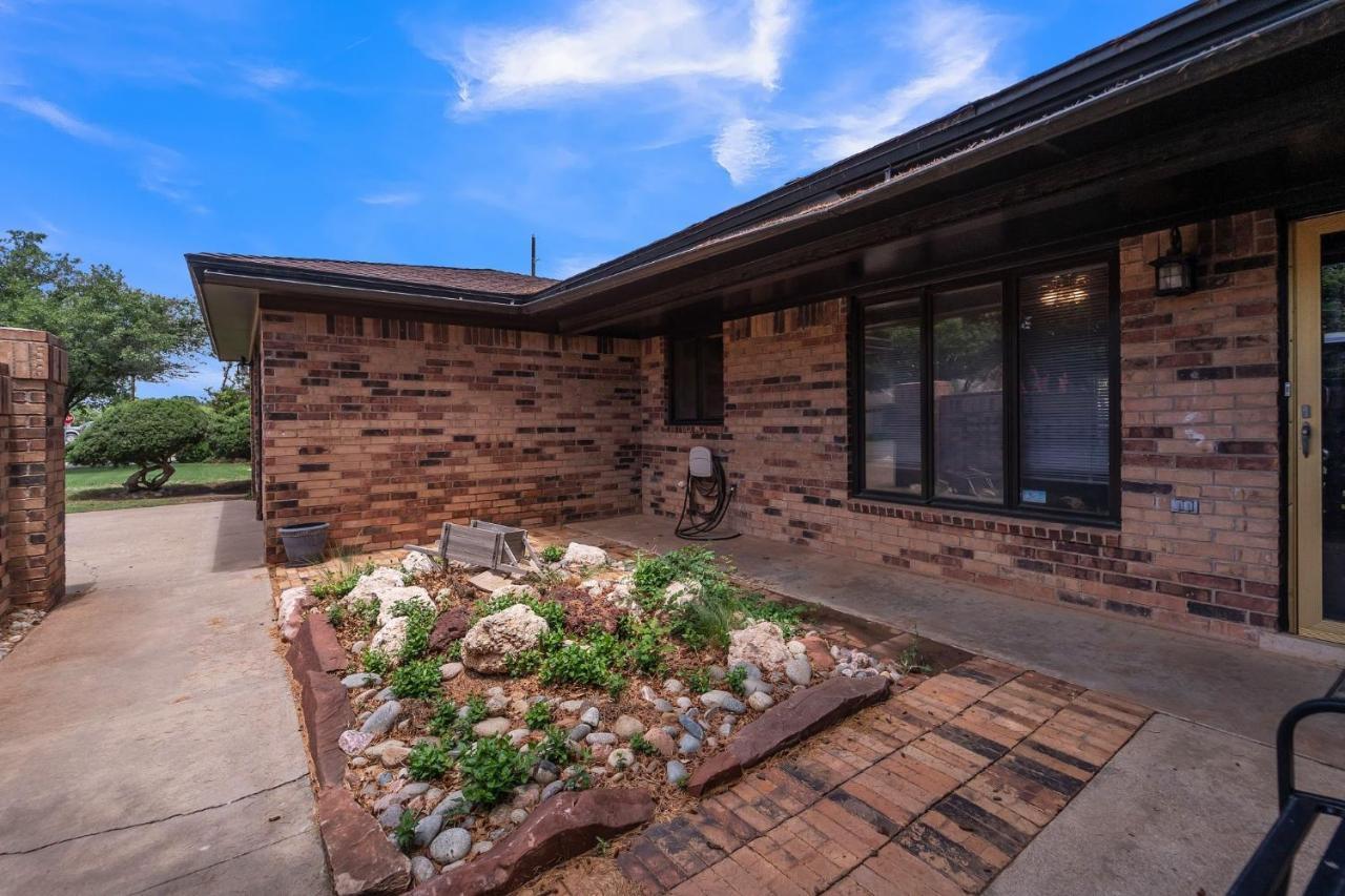 Homestead House - In Shadow Hills Golf Course Division Home Lubbock Ngoại thất bức ảnh