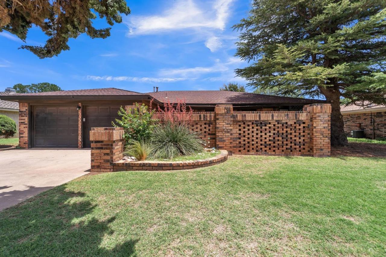 Homestead House - In Shadow Hills Golf Course Division Home Lubbock Ngoại thất bức ảnh
